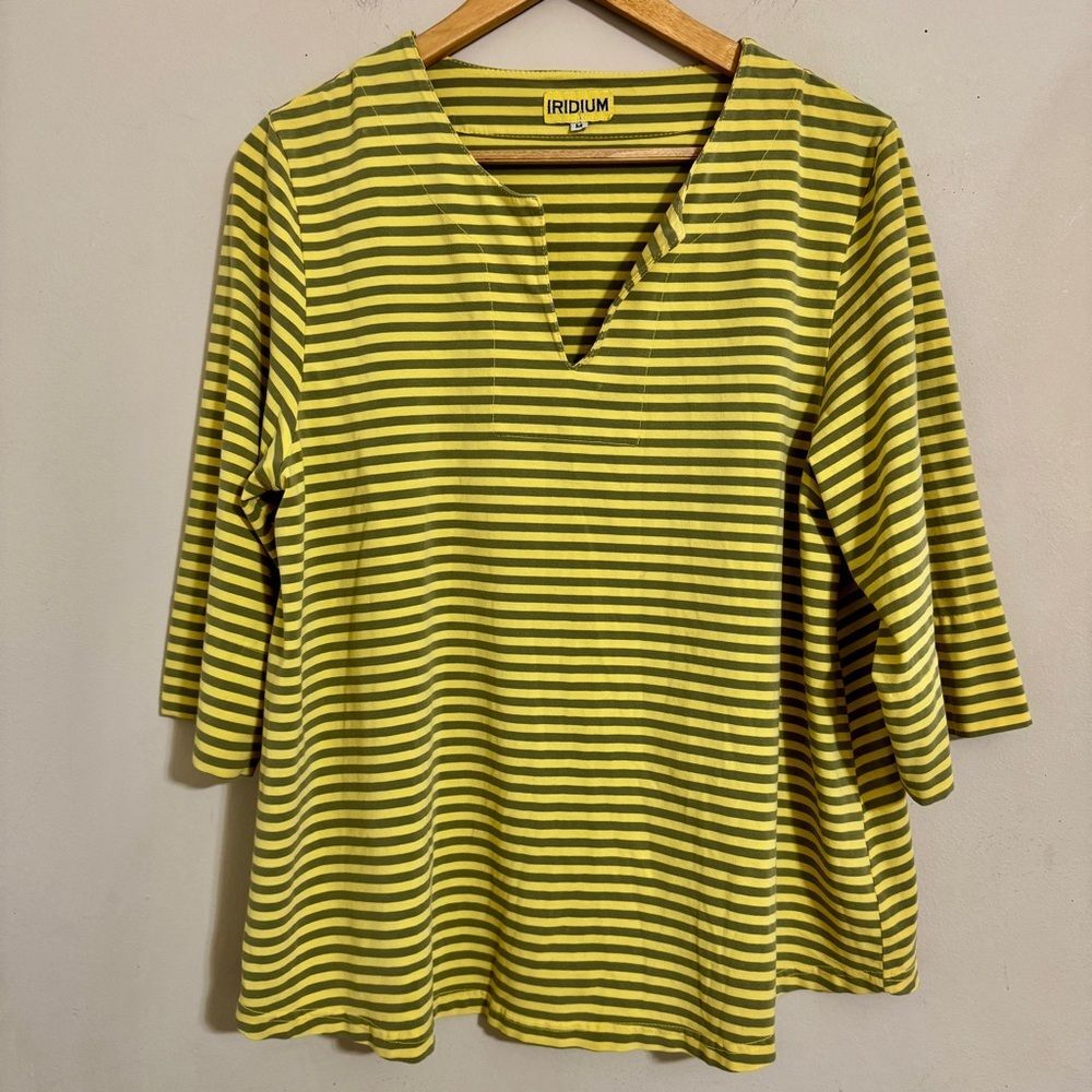 Iridium Women's V-neck A-line Striped Top 3/4 Sleeve Yellow size M Casual Artsy
